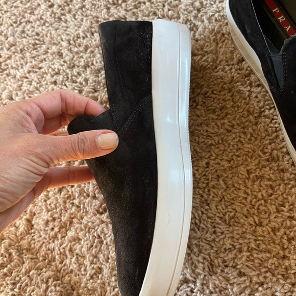 Prada sneakers size 8.5 - Picture 2 of 9